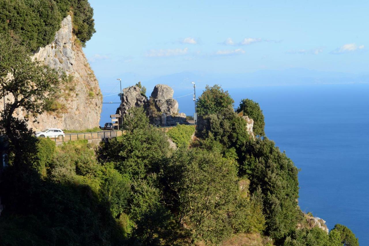 A Due Passi Dalla Costiera Agerola Luaran gambar